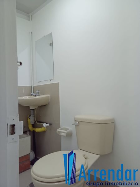 Oficina para el arriendo en Envigado Centro el codigo es 2697 Inmueble