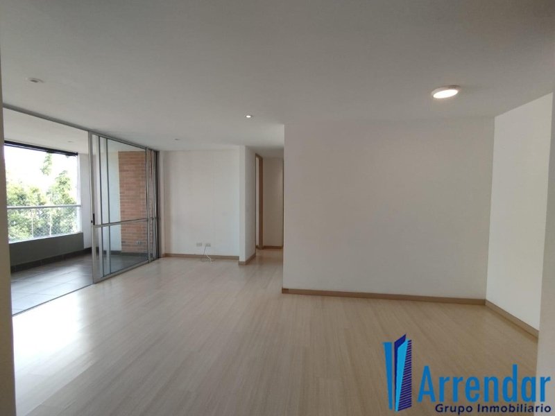 Apartamento en Arriendo en Loma Del Esmeraldal